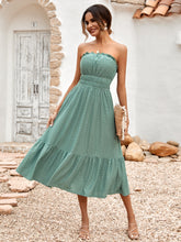 Women's dress, chest cinching and waist cinching, fashionable evening gown